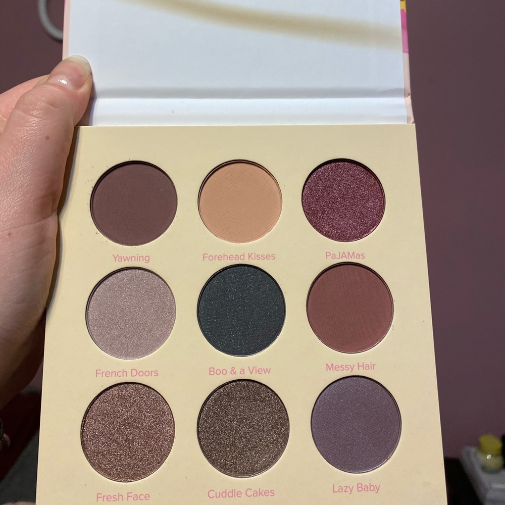 Make up pallete